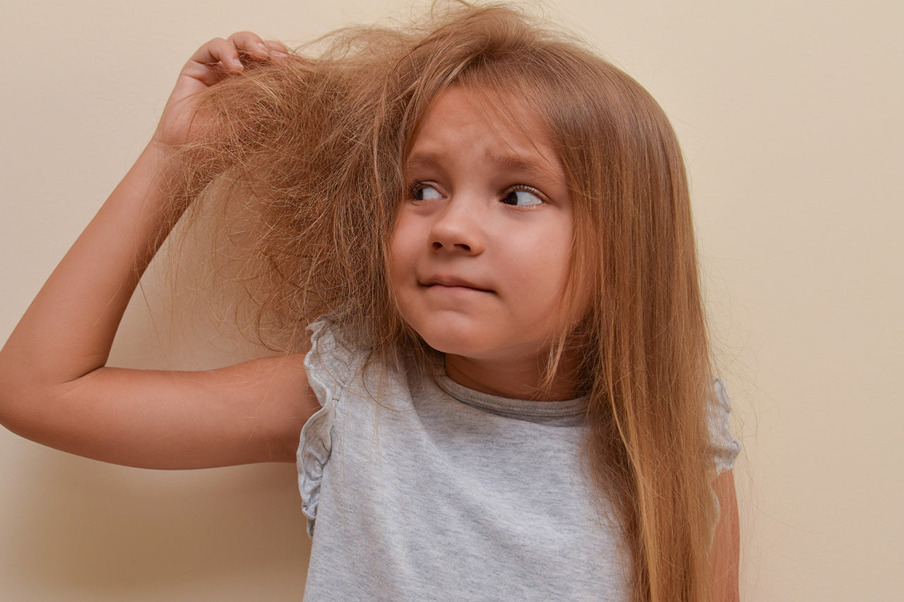 Smooth Moves: Top Tips to Detangle Kids' Hair In Aussie Climates